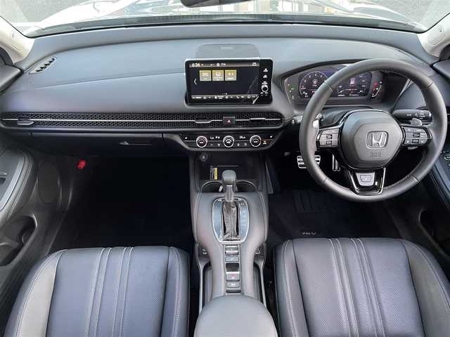 ホンダ ＺＲ－Ｖ Z 三重県 2024(令6)年 1.9万km スーパープラチナグレーメタリック 登録時18692km/ワンオーナー/黒革シート/BOSEスピーカー/純正ナビ/（AM/FM/TV/Bluetooth）/フルセグTV/バックカメラ/ビルトインETC2.0/レーダークルーズコントロール/ステアリングスイッチ/パドルシフト/オートライト/ドライブレコーダー/シートメモリー/シートヒーター/パワーシート/パワーバックドア/ステアリングヒーター/衝突軽減システム/レーンキープアシスト/BSM/コーナーセンサー/プッシュスタート/純正フロアマット/スペアキー