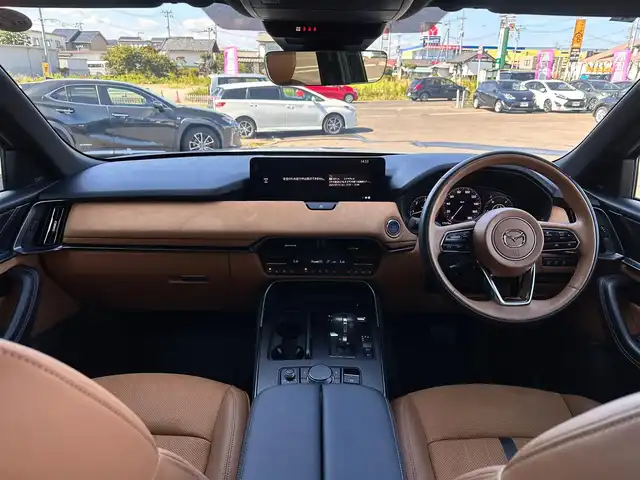 マツダ ＣＸ－６０ XD HV プレミアムスポーツ 宮城県 2023(令5)年 1.8万km ロジウムホワイトプレミアムメタリック BOSEサウンドシステム/パノラマサンルーフ/スマートブレーキサポート/誤発進抑制制御/車線逸脱警報システム/降車支援機能付ブラインドスポットモニタリング/レーンキープアシストシステム/緊急時車線維持支援システム/接近車両検知（前側方/後側方）/レーダークルーズコントロール/クルージングトラフィックサポート/コーナーセンサー/ドライバー異常時対応システム/ヘッドアップディスプレイ/シースルービュー機能付360度ビューモニター/12.3インチセンターディスプレイ/・Bluetooth/・AppleCarPlay/AndroidAuto/・フルセグTV/・USB/HDMI/ワイヤレス充電/ハンズフリーパワーバックドア/ハーフレザーシート/シートヒーター／ベンチレーション/パワーシート（運転席メモリー機能付）/ステアリングヒーター/電動パーキングブレーキ/ブレーキホールド/アダプティブLEDヘッドランプ/スマートキー＆プッシュスタート/電動格納ミラー/純正20インチAW/純正ラバーマット/W/サイド/カーテンエアバッグ