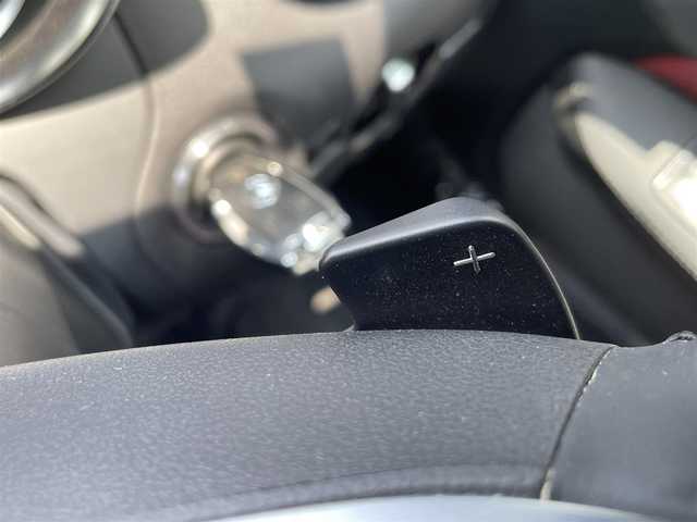 メルセデス・ベンツ ＳＬＫ２００ レーダーセーフティエディション 滋賀県 2013(平25)年 5.3万km ポーラホワイト ガソリン/2WD/AT/オープン/マジックスカイルーフ/WALD製アルミホイール純正ナビ/【CD/フルセグ/Bluetooth】/ETC/バックカメラ/プリクラッシュブレーキアシスト/レーンキープアシスト/クルーズコントロール/横滑り防止装置/コーナーセンサー/BSM/アテンションアシスト/運転席・助手席メモリー付きパワーシート/運転席・助手席シートヒーター/レザーシート/電動格納ミラー/電動パーキング/革巻きステアリング/ステアリングスイッチ/パドルシフト/オートライト/LEDヘッドライト/フルオートエアコン/スペアキー/リモコンキー