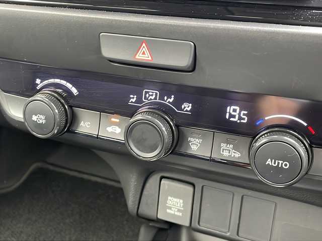ホンダ フィット e:HEVベーシック 長野県 2023(令5)年 4.9万km プラチナホワイトパール ４WD/ホンダセンシング /社外メモリナビ/バックカメラ/ドライブレコーダー/コーナーセンサー/クルーズコントロール/LEDヘッドライト/スマートキー