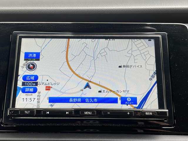 ホンダ フィット e:HEVベーシック 長野県 2023(令5)年 4.9万km プラチナホワイトパール ４WD/ホンダセンシング /社外メモリナビ/バックカメラ/ドライブレコーダー/コーナーセンサー/クルーズコントロール/LEDヘッドライト/スマートキー