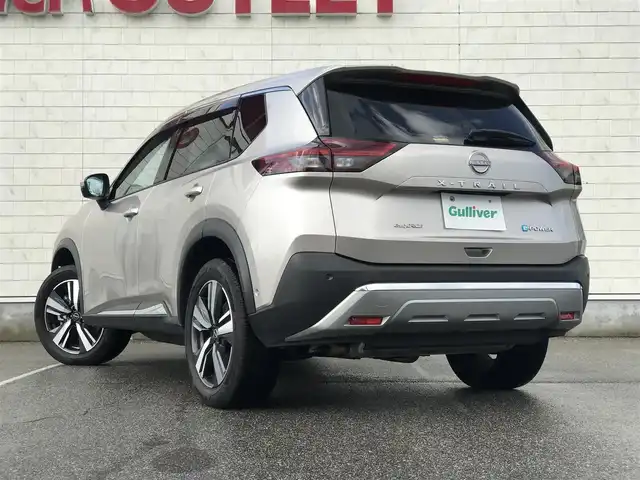 日産 エクストレイル G e－4ORCE 富山県 2024(令6)年 1.5万km シェルブロンドM 4WD/ワンオーナー/純正ナビ/フルセグTV/Bluetooth/全周囲カメラ/デジタルインナーミラー/ドライブレコーダー/衝突被害軽減ブレーキ/コーナーセンサー/レーンキープアシスト/ブラインドスポットモニター/プロパイロット/レーダークルーズコントロール/レザーシート/メモリー付パワーシート/電動リアゲート/ETC2.0