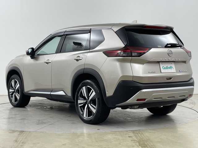 日産 エクストレイル G e－4ORCE 道央・札幌 2024(令6)年 1.5万km シェルブロンドM ・4WD/・ワンオーナー/・純正ディスプレイオーディオ  フルセグ/BT/USB/HDMI/・全周囲カメラ/・デジタルインナーミラー/・リアトラフィックモニター/・ドライブレコーダー/・純正エンジンスターター/・衝突被害軽減ブレーキ/・コーナーセンサー/・レーンキープアシスト/・ブラインドスポットモニター/・プロパイロット/・レーダークルーズコントロール/・レザーシート/・メモリー付パワーシート/・電動リアゲート/・ETC2.0/・ドアバイザー/・アダプティブLEDヘッドライト