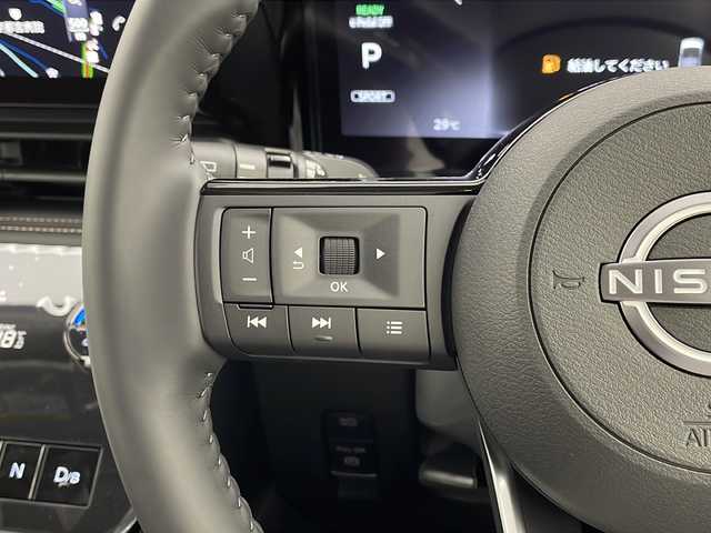 日産 セレナ e－パワー ハイウェイスター V 栃木県 2025(令7)年 0.1千km プリズムホワイト 登録済み未使用車/禁煙車/プロパイロット（ナビリンク機能付）/プロパイロット緊急停止支援システム（SOSコール機能付）/インテリジェントクルーズコントロール/レーンキープアシスト/e-Pedal/NissanConnectナビゲーションシステム/・AM/FM/フルセグ/BT/HDMI/AppleCarPlay/アドバンスドドライブアシストディスプレイ（12.3インチカラーディスプレイ）/統合型インターフェースディスプレイ/両側電動スライドドア/インテリジェント アラウンドビューモニター/インテリジェント ルームミラー/アダプティブLEDヘッドライトシステム/ワイヤレス充電器/ビルトインETC2.0/前後ドライブレコーダー（ナビ連動型）/電動パーキング/保証書/取扱説明書