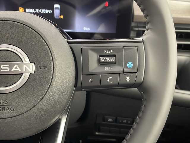 日産 セレナ e－パワー ハイウェイスター V 栃木県 2025(令7)年 0.1千km プリズムホワイト 登録済み未使用車/禁煙車/プロパイロット（ナビリンク機能付）/プロパイロット緊急停止支援システム（SOSコール機能付）/インテリジェントクルーズコントロール/レーンキープアシスト/e-Pedal/NissanConnectナビゲーションシステム/・AM/FM/フルセグ/BT/HDMI/AppleCarPlay/アドバンスドドライブアシストディスプレイ（12.3インチカラーディスプレイ）/統合型インターフェースディスプレイ/両側電動スライドドア/インテリジェント アラウンドビューモニター/インテリジェント ルームミラー/アダプティブLEDヘッドライトシステム/ワイヤレス充電器/ビルトインETC2.0/前後ドライブレコーダー（ナビ連動型）/電動パーキング/保証書/取扱説明書