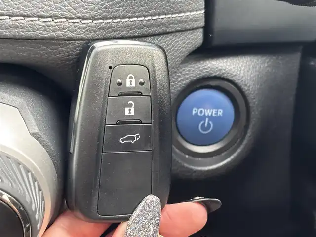 トヨタ ＲＡＶ４ ハイブリットG 宮城県 2020(令2)年 8.7万km アティチュードブラックマイカ 登録時走行距離86917km/SDナビ/フルセグTV/CD/DVD/Bluetooth/追従クルーズコントロール/サンルー/電動リアゲート/ドライブレコーダー/レザーシート/シートヒーター/パワーシート/ルーフレール/コーナーセンサー/LEDライト/衝突軽減ブレーキ