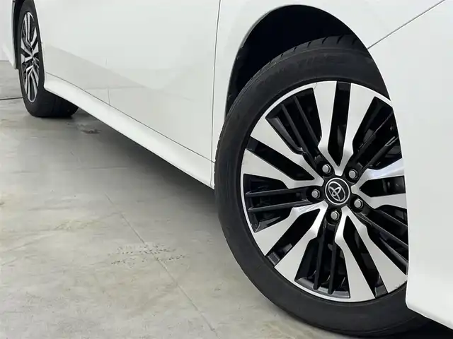 トヨタ ヴェルファイア Z Gエディション 福岡県 2018(平30)年 5.1万km ホワイトパールクリスタルシャイン Ｗサンルーフ　/後席モニター　/純正１０型ナビ／バックカメラ　/デジタルインナーミラー　/ビルトインETC　/前方ドライブレコーダー　/トヨタセーフティセンス　/レーダークルーズコントロール　/コーナーセンサー　/衝突軽減ブレーキ　/レーンキープ　/アクセル踏み間違い防止　/両側電動スライドドア　/パワーバックドア　/シートメモリー付きパワーシート　/シートベンチレーション／ヒーター　/オートマチックハイビーム　/3眼ＬＥＤヘッドライト　/純正１８インチアルミホイール