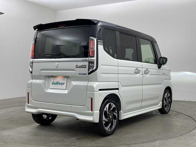 スズキ スペーシア カスタム HYBRID XS 兵庫県 2025(令7)年 0.1千km ピュアホワイトパール/ブラック2トーン ・純正ナビ/・Bluetooth/フルセグテレビ/USB/スマホ連携/・全方位カメラ/・デュアルセンサーブレーキサポート/・アダプティブクルーズコントロール/・低速時ブレーキサポート/・誤発信発進抑制機能/・後方誤発信発進抑制機能/・車線維持支援機能/・車線逸脱抑制機能/・車線逸脱警報機能/・ふらつき警報機能/・発進お知らせ機能/・ハイビームアシスト/・標識認識機能/・コーナーセンサー/・ヘッドアップディスプレイ/・横滑り防止装置/・両側パワースライドドア/・電動パーキングブレーキ/・ブレーキホールド/・サーキュレーター/・ステアリングスイッチ/・ステアリングヒーター/・シートヒーター/・電動格納ミラー/・ロールサンシェード/・アイドリングストップ/・純正15インチアルミホイール/・LEDオートライト/・フォグランプ/・W＋サイドエアバッグ/・カーテンエアバッグ/・スペアキー/カスタム HV XS　全方位モニター付きメモリ-ナビゲーション・スズキコネクト対応通信機装着車(195800円)