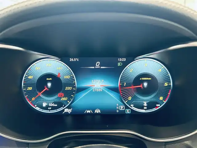 メルセデス・ベンツ ＧＬＣ２２０ d 4マチック クーペ ナイトED 大阪府 2020(令2)年 2.8万km オブシディアンブラック 100台限定/レーダーセーフティP/サンルーフ/純正ナビ/TV/360度カメラ/純正19インチAW/LEDヘッドライト/アンビエントライト/電動リアゲート/ＡＣＣ/ブラインドスポット/黒革/メモリ付きパワーシート/シートヒーター/ワイヤレス充電