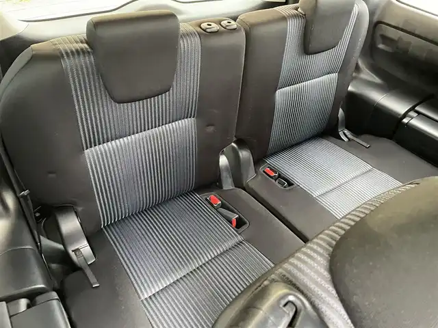 トヨタ ヴォクシー ZS 東京都 2014(平26)年 6.7万km ブラッキッシュアゲハガラスフレーク 純正ナビ（NSZT-W62G）/AM/FM/CD/DVD/SD/Bluetooth/フルセグTV/バックカメラ/両側パワースライドドア/ETC/プッシュスタート/スマートキー/アイドリングストップ/MTモード付AT/純正16インチAW/LEDヘッドライト