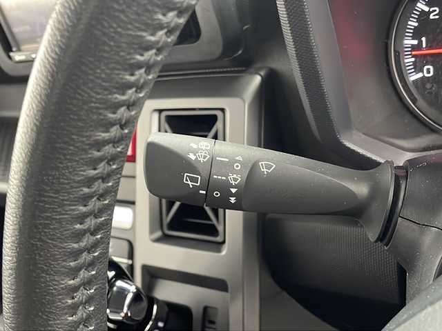 ダイハツ タフト G ダーククロムベンチャー 熊本県 2023(令5)年 2.6万km シャイニングホワイトパール 社外ＳＤナビＤＴＶ（CN-E330D）/・CD/DVD/BT/ＳＤ/フルセグ/バックカメラ/前後ドライブレコーダー/LEDヘッドライト/フォグ/ＥＴＣ/ステアリングスイッチ/シートヒーター/スマートアシスト/・全車速追従機能付ACC/・LKC（レーンキープコントロール）/・ふらつき警報/・路側逸脱警報機能/・車線逸脱警報機能/・車線逸脱抑制制御機能/マット/バイザー/スマートキー/スペアキー×１