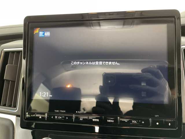 三菱 デリカＤ：５ P 道央・札幌 2023(令5)年 1.5万km グラファイトグレーメタリック/ブラックマイカ ・4WD /・e-Assist/・衝突被害軽減ブレーキシステム/・純正ナビ　CD/DVD/SD/USB/BT/・アラウンドビューモニター/・パワーバックドア/・ブラインドスポットモニター/・両側パワースライドドア/・社外前方ドライブレコーダー/・ステアリングスイッチ/ヒーター/・LEDオートライト/オートマチックハイビーム/・フォグランプ/・レインセンサー/・電動格納ミラー/ウィンカーミラー/・スマートキー/スペアキー/・ＥＴＣ