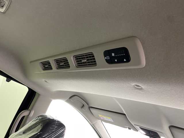 ホンダ フリード ハイブリット e:HEV クロスター 熊本県 2025(令7)年 0.1千km クリスタルブラックパール 未使用車　/ホンダコネクト９型ナビ（ＴＶ／ＢＴ）　/ホンダセンシング　/ＢＳＭ　/レーダークルーズコントロール/シートヒーター　/両側電動パワスラ/バックカメラ　/コーナーセンサー　/純正LEDヘッドライト/フォグランプ/純正アルミホイール15インチ/サーキュレーター　/スマートキー　/スペアキー　/ＵＳＢ