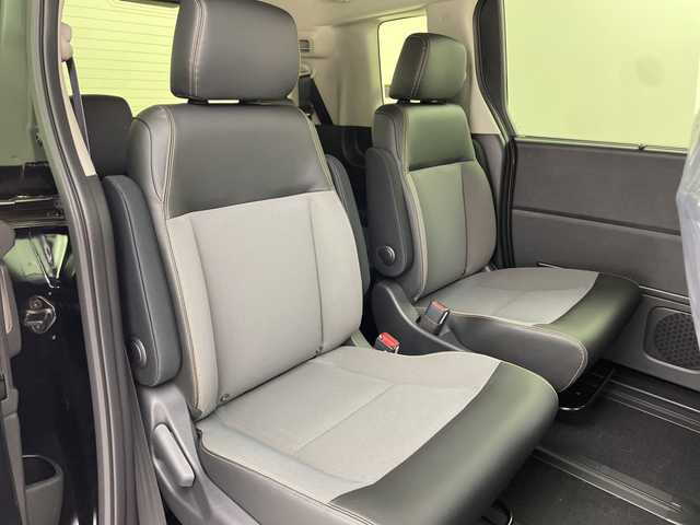 ホンダ フリード ハイブリット e:HEV クロスター 熊本県 2025(令7)年 0.1千km クリスタルブラックパール 未使用車　/ホンダコネクト９型ナビ（ＴＶ／ＢＴ）　/ホンダセンシング　/ＢＳＭ　/レーダークルーズコントロール/シートヒーター　/両側電動パワスラ/バックカメラ　/コーナーセンサー　/純正LEDヘッドライト/フォグランプ/純正アルミホイール15インチ/サーキュレーター　/スマートキー　/スペアキー　/ＵＳＢ