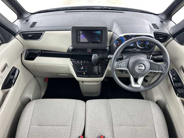 日産 ルークス X 愛知県 2025(令7)年 0.7万km ホワイトパール 禁煙車/７インチディスプレイオーディオ/（Bluetooth/ＡＭ/ＦＭ/CD/DVD）/全方位カメラ/エマージェンシーブレーキ/レーンキープアシスト/オートマチックハイビーム/コーナーセンサー/ＥＴＣ/片側パワスライドドア/アイドリングストップ/スマートキー/プッシュスタート/ＬＥＤヘッドライト/オートライト/横滑り防止装置/電動格納ミラー