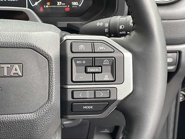 トヨタ ランドクルーザー ２５０ VX 道央・札幌 2024(令6)年 1.5万km ブラック ワンオーナー/丸目ヘッドランプ/12.3インチ純正ディスプレイオーディオ/　(コネクティッドナビ対応/フルセグTV/AM/FM/BT)/Apple CarPlay/Android Auto/全周囲カメラ/JBLツィーカー/JAOSカスタムパーツ/　・フロントバンパーガード/　・スキッドプレートIII/　・フェンダーガーニッシュ　type-X/　・サイドステップ　ブラック/　・マッドガードIIIセット　ブラック/Toyota Safety Sense/前後純正ドライブレコーダー/ETC2.0/前席シートヒーター/シートベンチレーション/ステアリングヒーター/パワーヒータースイッチ/ヘッドランプクリーナー/パワーバックドア/排出ガス浄化スイッチ/セカンドスタートモード/DAC-CRAWLスイッチ/センターでフロックスイッチ/トランスファースイッチ/置くだけ充電/デジタルインナーミラー/スペアキー/保証書