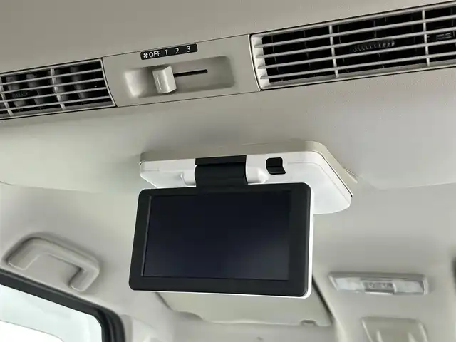 日産 デイズ ルークス ハイウェイスター Gターボ 福岡県 2017(平29)年 3.8万km ホワイトパール リアモニター　/純正ナビ（ＢＴ，フルセグＴＶ）　/アラウンドビューモニター　/ＥＴＣ　/前後ドラレコ　/クルーズコントロール　/エマージェンシーブレーキ　/両側電動スライドドア　/社外１６インチＡＷ　/ＬＥＤライト