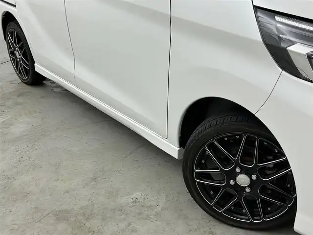 日産 デイズ ルークス ハイウェイスター Gターボ 福岡県 2017(平29)年 3.8万km ホワイトパール リアモニター　/純正ナビ（ＢＴ，フルセグＴＶ）　/アラウンドビューモニター　/ＥＴＣ　/前後ドラレコ　/クルーズコントロール　/エマージェンシーブレーキ　/両側電動スライドドア　/社外１６インチＡＷ　/ＬＥＤライト