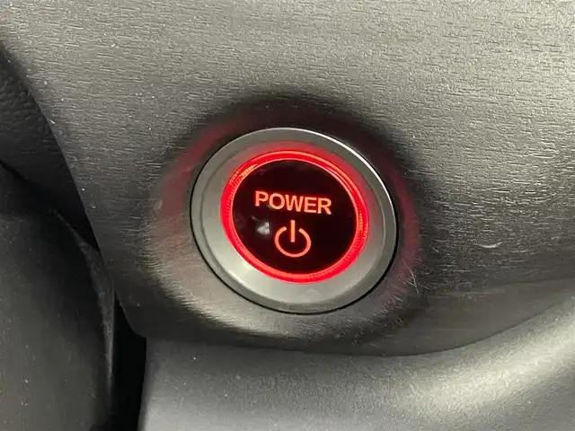 ホンダ フリード ハイブリット EX 埼玉県 2017(平29)年 6.3万km ホワイトオーキッドパール 純正ナビ/・FM/・AM/・フルセグTV/・CD/・DVD/・MusicRack/・SD/主要装備/・バックカメラ/・追従機能付クルーズコントロール/・ＥＴＣ/・ドライブレコーダー/・サイドカーテンエアバッグ/・衝突被害軽減システム/(ホンダセンシング)/・両側パワースライドドア/・コーナーセンサー/・１００Ｖ電源/・横滑り防止装置/・LEDヘッドライト/・レーンキープアシスト/・シートカバー/・純正15AW