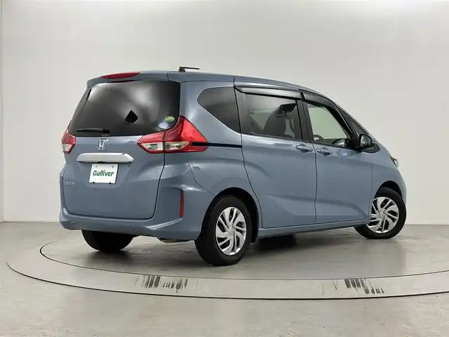 ホンダ フリード G ホンダセンシング 埼玉県 2020(令2)年 2.3万km シーグラスブルーパール 純正ナビ/(Bluetooth/USB/ipod/CD/DVD/AM/FM)/地デジフルセグ/バックカメラ/前後ドライブレコーダー/アダプティブクルーズコントロール/両側パワースライドドア/車線逸脱警報/ETC/アイドリングストップ/ECON/前席シートヒーター/ステアリングリモコン/プッシュスタート/純正フロアマット/純正ドアバイザー/ウィンカーミラー