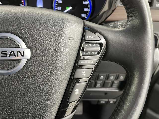 日産 エルグランド 250ハイウェイスターS 道央・札幌 2021(令3)年 6.6万km ピュアホワイトパール ・4WD/・エマージェンシーブレーキ/・純正SDナビ　　BT/CD/SD/AUX/・バックカメラ/・両側パワースライドドア/・レーダークルーズコントロール/・LEDオートライト/・オートライト/・フォグランプ/・ハーフレザーシート/・スマートキー/・リアオートエアコン/・USBポート/・ETC