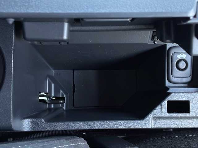 トヨタ コペン GRスポーツ 山口県 2023(令5)年 2万km パールホワイトⅢ 社外ナビ/フルセグテレビ/Bluetooth/CD/DVD/バックカメラ/シートヒーター/プッシュスタート/純正フロアマット