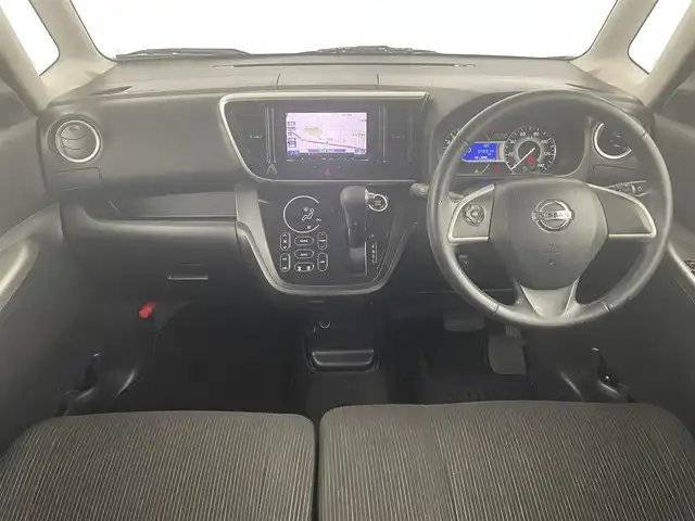日産 デイズ ルークス ハイウェイスターX Gパッケージ 埼玉県 2015(平27)年 4.6万km クールシルバー アラウンドビューモニター/社外メモリナビ(型式：AVIC-MRZ02)/CD/ワンセグ/前後ドライブレコーダー/両側パワースライドドア/純正フロアマット/プッシュスタート/スマートキー/スペアキー１本/保証書・取説