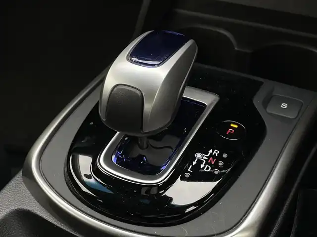 ホンダ グレイス ハイブリッド EX 福岡県 2015(平27)年 1.6万km クリスタルブラックパール 純正7型メモリナビ/（フルセグTV/BT/CD/DVD）/バックモニター/CTBA/クルコン/ETC/シートヒーター/コムテック製360°ドラレコ/純正LEDヘッドライト/純正フロアマット/Pスタート/スマートキー/スペアキー/電動格納ミラー/ハーフレザー/ステアリングリモコン/(BRIDGESTONE) REGNO GR-XIII 装着車