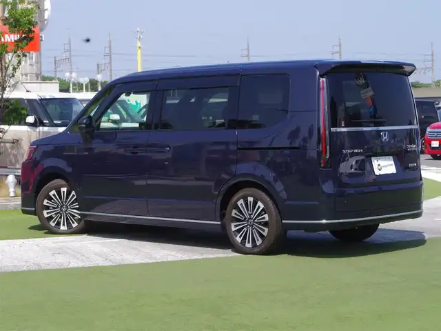 ホンダ ステップワゴン スパーダ eHEV プレミアムライン 千葉県 2022(令4)年 1.1万km トワイライトミストブラックパール ホンダセンシング/・衝突軽減ブレーキ（CMBS）/・車線維持支援システム（LKAS）/・アダプティブクルーズコントロール（ACC）/・誤発進抑制機能/・後方誤発進抑制機能/・ブラインドスポットインフォメーション/パワーバックドア/両側パワースライドドア/ハーフレザーシート/各席シートヒーター/後席オットマン/ドライブレコーダー（前後撮影）【DRH-224SD】/革巻きステアリング/ステアリングスイッチ/パドルシフト/LEDヘッドライト/フォグライト/ウインカーミラー/コーナーセンサー/純正17インチアルミホイル/サイド/カーテンエアバッグ/Honda スマートキー