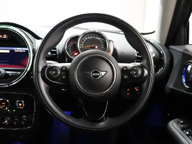 ＭＩＮＩ ミニ クラブマン クーパーD 静岡県 2019(令1)年 4.5万km ブリティッシュレーシンググリーンⅡ 衝突軽減ブレーキ　/ＡＣＣ　/純正ナビ　/バックカメラ　/ＥＴＣ　/コンフォートアクセス　/アンビエントライト　/スマートキー　/純正ＯＰ１７ＡＷ　/コーナーセンサー　　/ＭＩＮＩエキサイトメントＰＫＧ
