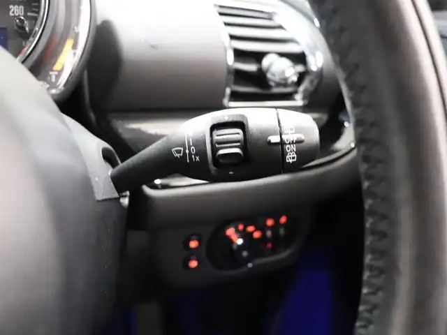 ＭＩＮＩ ミニ クラブマン クーパーD 静岡県 2019(令1)年 4.5万km ブリティッシュレーシンググリーンⅡ 衝突軽減ブレーキ　/ＡＣＣ　/純正ナビ　/バックカメラ　/ＥＴＣ　/コンフォートアクセス　/アンビエントライト　/スマートキー　/純正ＯＰ１７ＡＷ　/コーナーセンサー　　/ＭＩＮＩエキサイトメントＰＫＧ