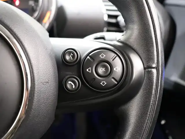 ＭＩＮＩ ミニ クラブマン クーパーD 静岡県 2019(令1)年 4.5万km ブリティッシュレーシンググリーンⅡ 衝突軽減ブレーキ　/ＡＣＣ　/純正ナビ　/バックカメラ　/ＥＴＣ　/コンフォートアクセス　/アンビエントライト　/スマートキー　/純正ＯＰ１７ＡＷ　/コーナーセンサー　　/ＭＩＮＩエキサイトメントＰＫＧ