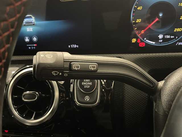 メルセデス・ベンツ Ｍ・ベンツ Ａ２００ｄ AMGライン 静岡県 2019(令1)年 4.8万km イリジウムシルバー ＡＣＣ　ＬＫＡ　ＢＳＭ　/ナビ　ＴＶ　/Ｂカメラ　ｂｌｕｅｔｏｏｔｈ　ＵＳＢ　/ハーフレザー　/シートヒーター　/マッサージシート　/ＬＥＤヘッドライト　/ロードサインアシスト　/無線充電　/自動パーキング　/コーナーセンサー　/ラゲッジマット/スペアキーあり