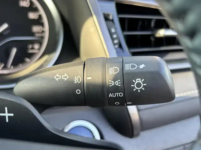 トヨタ カムリ WSレザーパッケージ 大分県 2019(令1)年 4.8万km プラチナホワイトパールマイカ ・純正ナビ(CD.DVD.SD.BT.AUX.USB)/・バックカメラ/・フルセグテレビ/・ヘッドアップディスプレイ/・プリクラッシュセーフティ/・レーンキープアシスト/・ブラインドスポットモニター/・ドライブレコーダー/・ETC 2.0/・コーナーセンサー/・パワーシート/・シートヒーター/・ブレーキホールド/・ドライブモード/・パドルシフト/・ステアリングリモコン/・オートハイビーム
