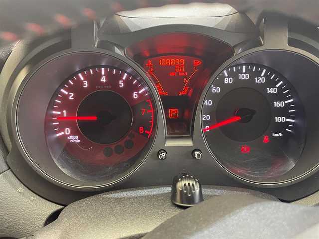 日産 ジューク ニスモ 岩手県 2014(平26)年 10.9万km ブリリアントホワイトパール ４WD/ターボ/MTモード付きAT/専用エクステリア/NISMO専用シート/専用本革・アルカンターラステアリング/専用18インチアルミホイール/アルミペダル/ビークルダイナミクスコントロール/オートエアコン/純正ナビ/（CD/DVD/フルセグ/USB/Bluetooth）/ETC/ドライブレコーダー/オートライト/HIDヘッドライト/純正フロアマット