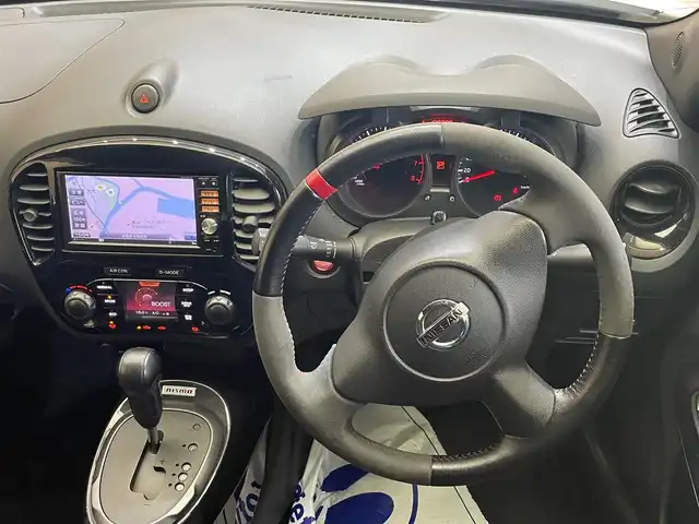 日産 ジューク ニスモ 岩手県 2014(平26)年 10.9万km ブリリアントホワイトパール ４WD/ターボ/MTモード付きAT/専用エクステリア/NISMO専用シート/専用本革・アルカンターラステアリング/専用18インチアルミホイール/アルミペダル/ビークルダイナミクスコントロール/オートエアコン/純正ナビ/（CD/DVD/フルセグ/USB/Bluetooth）/ETC/ドライブレコーダー/オートライト/HIDヘッドライト/純正フロアマット