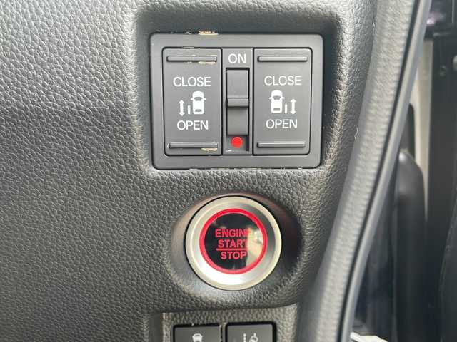 ホンダ Ｎ ＢＯＸ G L ターボ ホンダセンシング 岩手県 2020(令2)年 3.8万km プレミアムブラキッシュパール 社外メモリナビ　/ＡＭ／ＦＭ／Ｂｌｕｅｔｏｏｔｈ／ＣＤ／ＤＶＤ/フルセグＴＶ/両側パワースライドドア　/ホンダセンシング　/レーダークルーズコントロール/パドルシフト/横滑り防止装置/後席モニター　/バックカメラ　　/ＬＥＤヘッドライト　　/ビルトインＥＴＣ　/前席シートヒーター/シーケンシャルウィンカー/ドアミラーヒーター/純正フロアマット/エンジンスターター一体型スマートキー/ワンオーナー/ハーフレザーシート