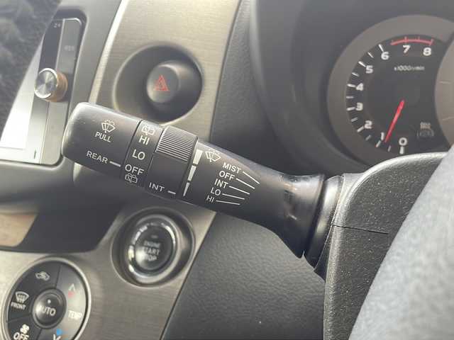 トヨタ ヴァンガード 240S Sパッケージ 高知県 2013(平25)年 12.7万km ブラック 純正ナビ/(Bluetooth/CD/SD/DVD/フルセグ)/バックカメラ/ETC/クルーズコントロール/オートライト/ハロゲンヘッドライト/フォグランプ/プッシュスタート/スマートキー/スペアキー1本/純正フロアマット/純正ドアバイザー/MTモード付AT/パドルシフト/横滑り防止装置/ダウンヒルアシストコントロール