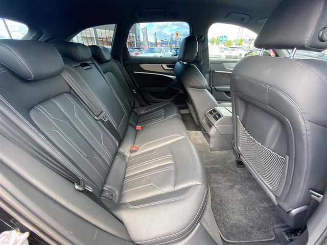 アウディ Ａ６ 45TFSIクワトロスポーツ 福岡県 2020(令2)年 4.8万km 黒 ・アダプティブクルーズコントロール/・純正ＨＤＤナビ／ＵＳＢ／Ｂｌｕｅｔｏｏｔｈ／ＡｐｐｌｅＣａｒＰｌａｙ/・バックカメラ/・黒革シート／シートヒーター/・前後ドライブレコーダー/・フルセグ/・ＥＴＣ/・純正19AW/・プッシュスタート/・パーキングアシスト/・アイドリングストップ/・スマートキー/・スペアキー/・電動リアゲート/・パワーシート/・レーンキープアシスト/・オートライト/・LEDライト/・パドルシフト/・保証書/・取扱説明書