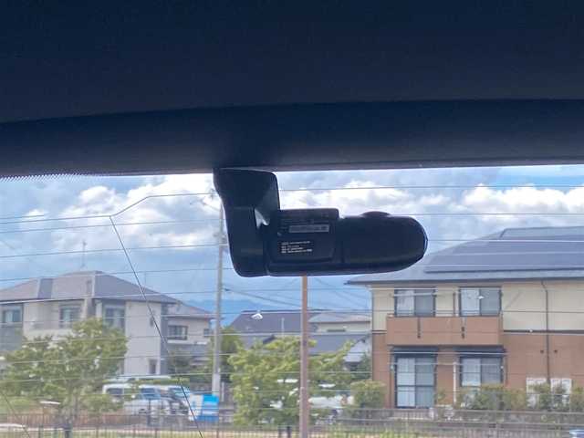 アウディ Ａ６ 45TFSIクワトロスポーツ 福岡県 2020(令2)年 4.8万km 黒 ・アダプティブクルーズコントロール/・純正ＨＤＤナビ／ＵＳＢ／Ｂｌｕｅｔｏｏｔｈ／ＡｐｐｌｅＣａｒＰｌａｙ/・バックカメラ/・黒革シート／シートヒーター/・前後ドライブレコーダー/・フルセグ/・ＥＴＣ/・純正19AW/・プッシュスタート/・パーキングアシスト/・アイドリングストップ/・スマートキー/・スペアキー/・電動リアゲート/・パワーシート/・レーンキープアシスト/・オートライト/・LEDライト/・パドルシフト/・保証書/・取扱説明書