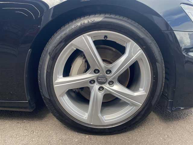 アウディ Ａ６ 45TFSIクワトロスポーツ 福岡県 2020(令2)年 4.8万km 黒 ・アダプティブクルーズコントロール/・純正ＨＤＤナビ／ＵＳＢ／Ｂｌｕｅｔｏｏｔｈ／ＡｐｐｌｅＣａｒＰｌａｙ/・バックカメラ/・黒革シート／シートヒーター/・前後ドライブレコーダー/・フルセグ/・ＥＴＣ/・純正19AW/・プッシュスタート/・パーキングアシスト/・アイドリングストップ/・スマートキー/・スペアキー/・電動リアゲート/・パワーシート/・レーンキープアシスト/・オートライト/・LEDライト/・パドルシフト/・保証書/・取扱説明書