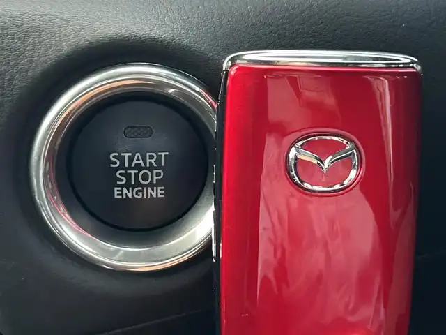マツダ ＣＸ－５ XD ブラックトーンエディション 兵庫県 2021(令3)年 4.8万km スノーフレイクホワイトパールマイカ 純正SDナビ/BTオーディオ/フルセグテレビ/全方位カメラ/ポジションメモリー/シートヒーター/ステアリングヒーター/ETC/前後ドライブレコーダー/パワーバックドア/LEDヘッドライト/純正19インチAW