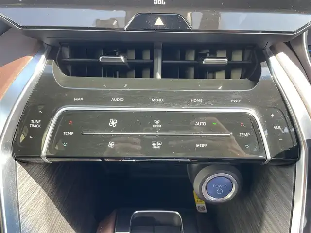 トヨタ ハリアー ハイブリッド Z レザーパッケージ 富山県 2022(令4)年 7.6万km 赤 ワンオーナー/調光パノラマルーフ/パノラミックビューモニター/JBLプレミアムサウンド/寒冷地仕様/モデリスタフルエアロ/モデリスタリアスタイリングキット/モデリスタシグネーチャーイルミグリル/モデリスタサイドウェルカムイルミ/モデリスタLEDスマートフットライト/TRDGRスポーツサイドバイザー/メーカーナビ/フルセグＴＶ/Bluetooth/HDMi入力端子/ビルトインETC２．０/レザーシート/シートヒーター/エアシート/レーダークルーズコントロール/レーンキープアシスト/ヘッドアップディスプレイ/ブラインドスポットモニター/オートマチックハイビーム/パワーバックドア/LEDオートライト/LEDフォグライト