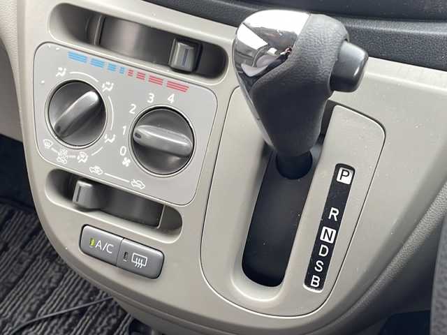 ダイハツ ミラ イース Xf SA 福島県 2014(平26)年 9.6万km ブラックマイカメタリック 4WD ナビ フルセグTV Bluetooth 衝突被害軽減ブレーキ ETC 横滑り防止機能 リモコンキー スペアキー フロアマット ドアバイザー 社外アルミホイール アイドリングストップ