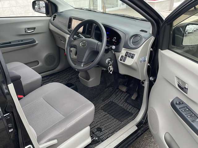 ダイハツ ミラ イース Xf SA 福島県 2014(平26)年 9.6万km ブラックマイカメタリック 4WD ナビ フルセグTV Bluetooth 衝突被害軽減ブレーキ ETC 横滑り防止機能 リモコンキー スペアキー フロアマット ドアバイザー 社外アルミホイール アイドリングストップ