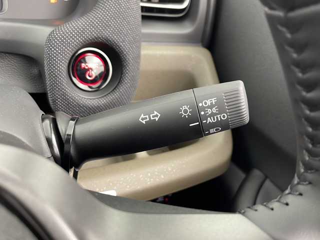 ホンダ フリード ハイブリット e:HEV AIR EX 愛知県 2025(令7)年 0.1千km プラチナホワイトパール /R7年10月登録済未使用車//純正HondaCONNECTナビ(LXM-242ZFNI)//フルセグTV/AMFM/Bluetooth/USB//AppleCarPlay/AndroidAuto//バックカメラ//HondaSENSING//前後パーキングセンサー//ブラインドスポットインフォメーション//オートハイビーム//フルLEDヘッドライト//オートライト//両側パワースライドドア//後席サンシェード//プライムスムースコンビシート//2列目キャプテンシート//純正15インチアルミホイール//電子パーキングブレーキ//ブレーキホールド//革巻きステアリング//ステアリングスイッチ//プッシュスタート//電動格納ミラー//新車保証書・取扱説明書//スペアキー