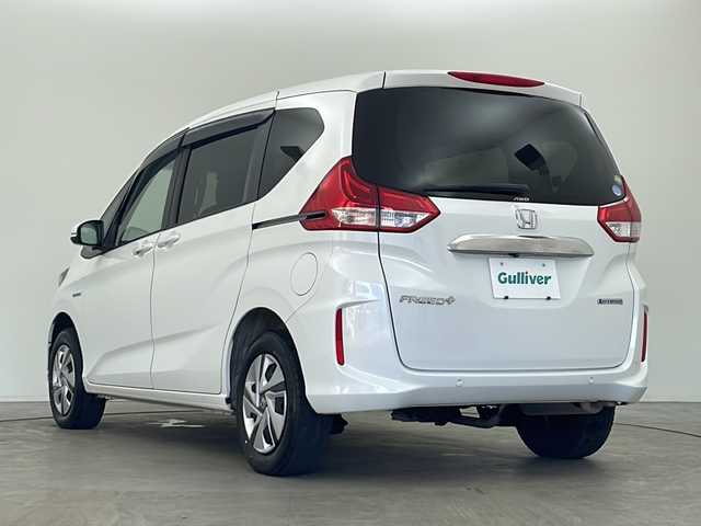 ホンダ フリード＋ ハイブリット G ホンダセンシング 秋田県 2020(令2)年 3.3万km プラチナホワイトパール 4WD/社外メモリナビ　/フルセグTV/CD/DVD/HDMI/Bluetooth/両側パワースライドドア　/衝突被害軽減防止ブレーキ　/レーダークルーズコントロール　　/レーンキープアシスト　/バックカメラ　/ワイパーデアイサー　/前席シートヒーター　/ＥＴＣ　/LEDヘッドライト/ドアバイザー/後席サンシェード/純正アルミホイールキャップ/スペアキー/プッシュスタート
