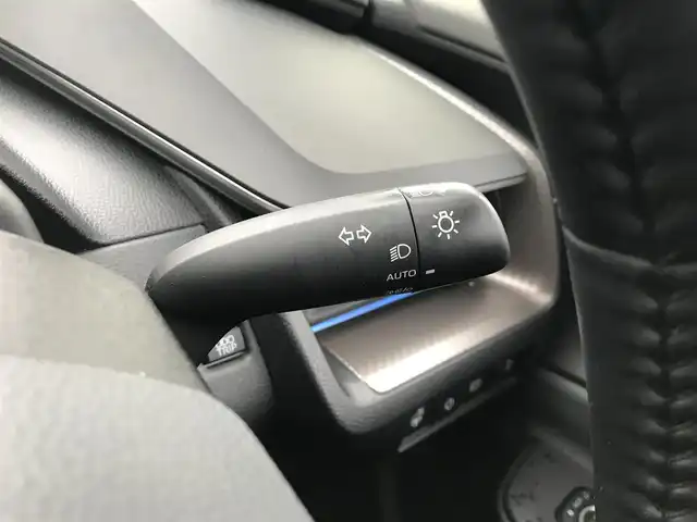 トヨタ プリウス Z 富山県 2023(令5)年 7.8万km プラチナホワイトパールマイカ 純正ディスプレイオーディオ/ナビ/全周囲カメラ/ドライブレコーダー/プリクラッシュセーフティ/コーナーセンサー/レーンキープアシスト/レーダークルーズコントロール/パーキングアシスト/レザーシート/パワーシート/シートヒーター/エアシート/電動リアゲート/プッシュスタート/スマートキー/ETC2.0