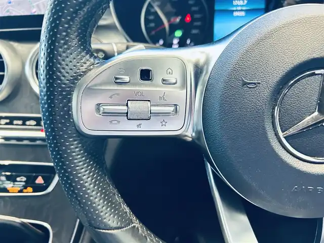 メルセデス・ベンツ Ｃ２００ アバンギャルド AMGライン 大阪府 2019(平31)年 5.9万km オブシディアンブラック レーダーセーフティP/純正ナビ/TV/バックカメラ/applecarplay/ACＣ/ブラインドスポット/クリアランスソナー/黒革/メモリ付きパワーシート/シートヒーター/パドルシフト/純正18インチＡＷ/LＥＤヘッドライト