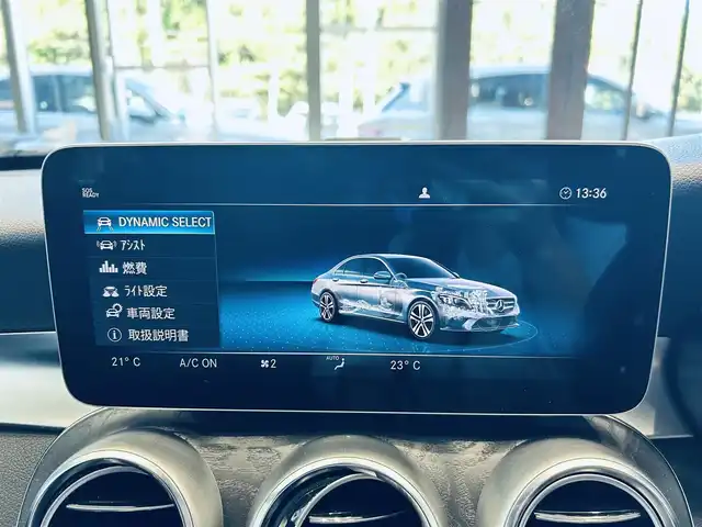 メルセデス・ベンツ Ｃ２００ アバンギャルド AMGライン 大阪府 2019(平31)年 5.9万km オブシディアンブラック レーダーセーフティP/純正ナビ/TV/バックカメラ/applecarplay/ACＣ/ブラインドスポット/クリアランスソナー/黒革/メモリ付きパワーシート/シートヒーター/パドルシフト/純正18インチＡＷ/LＥＤヘッドライト